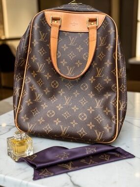Authentic Louis Vuitton Monogram Excursion Shoe Bag + Dustbag